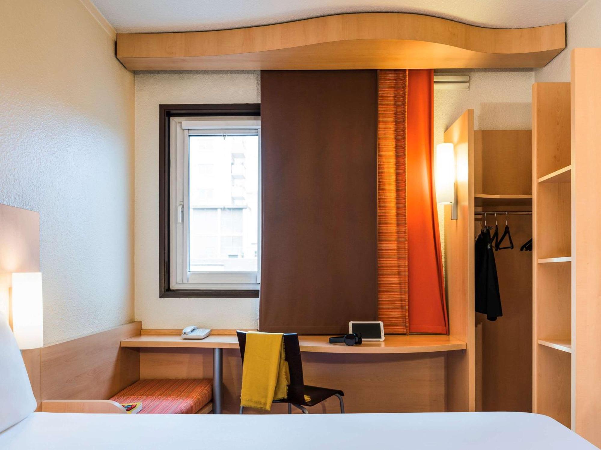 Ibis Paris Pont De Suresnes Longchamp Hotel Kültér fotó