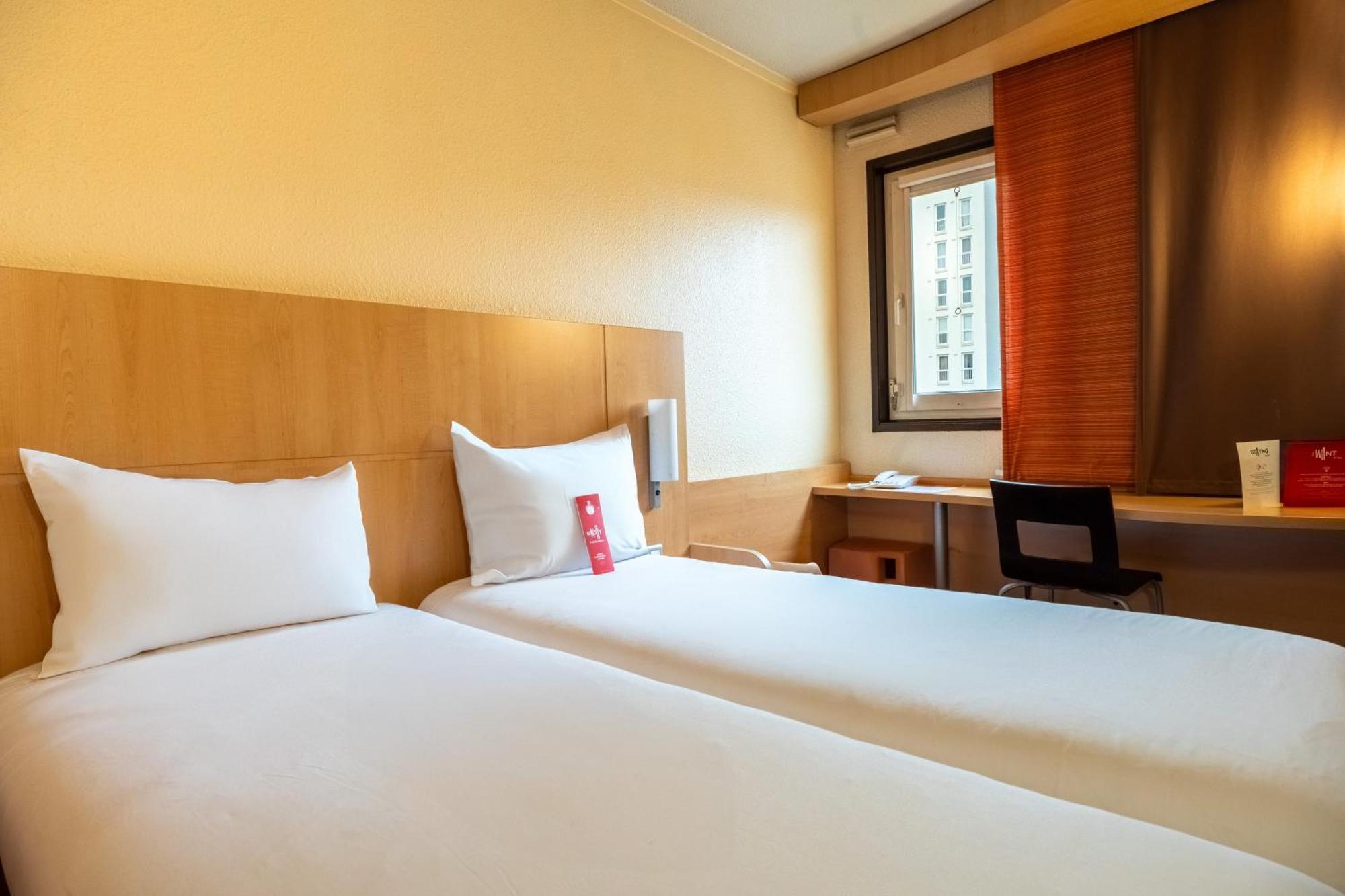 Ibis Paris Pont De Suresnes Longchamp Hotel Kültér fotó